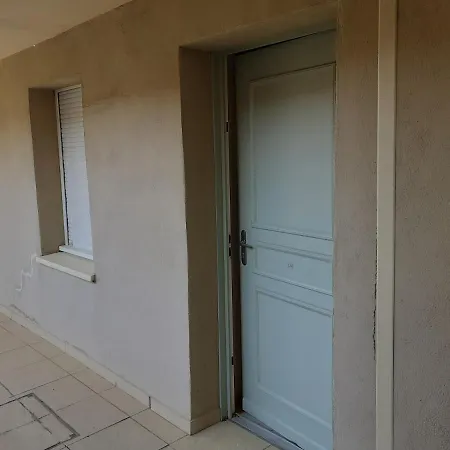 A Aude Apartamento Azille